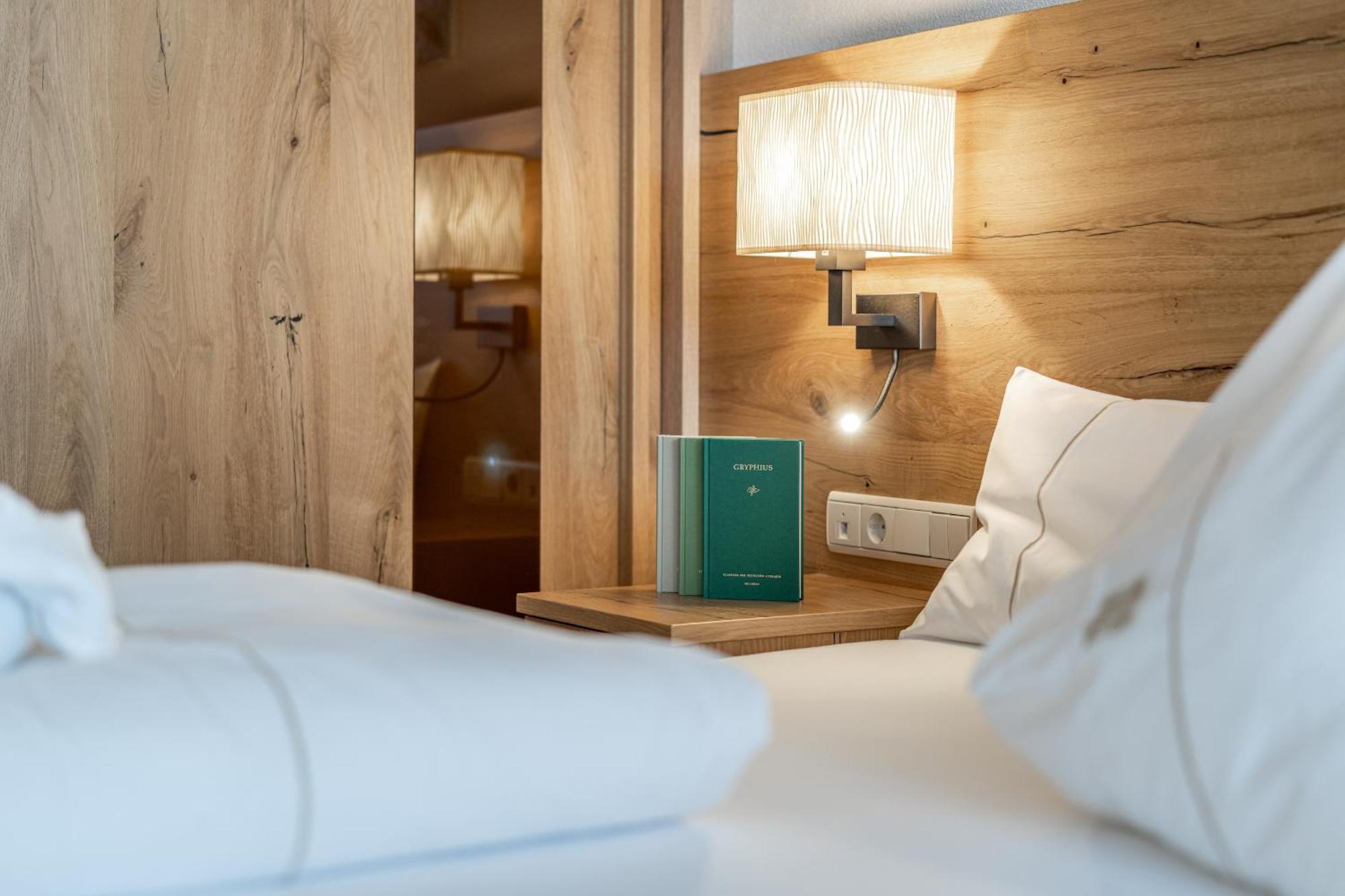 Hotel Madeleine Обергургл Екстериор снимка