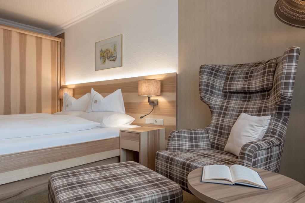Hotel Madeleine Обергургл Екстериор снимка